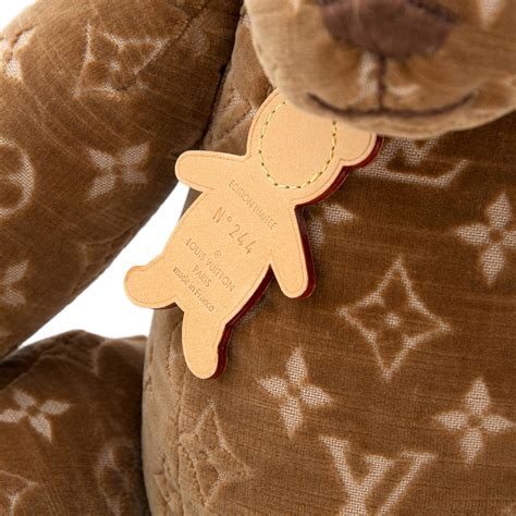 louis vuitton teddy.